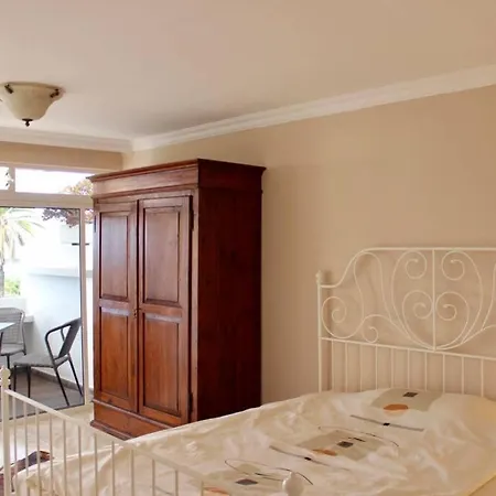 Apartman Lovely El Parque, 65 M2, Heated Pool *
